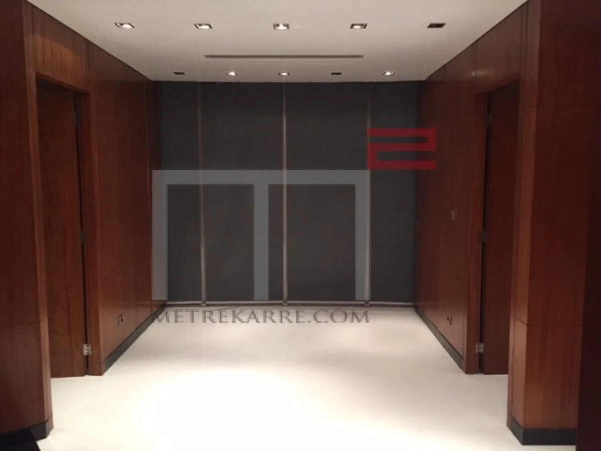 Office for Sale in Achrafieh — الصورة 3