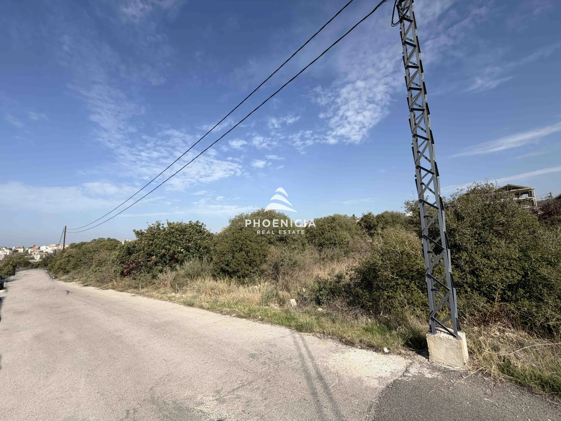 Land for Sale in Edde — الصورة 4