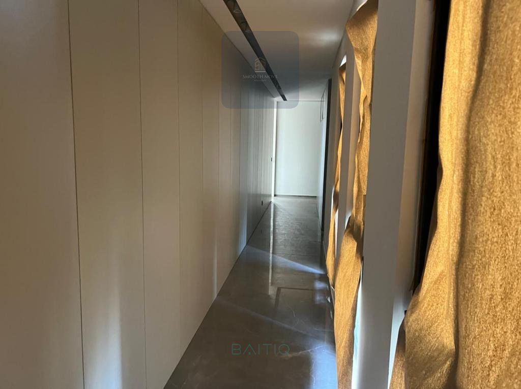 Gorgeous High End Finishing 3 Bedroom Apartment in Ashrafieh — الصورة 18