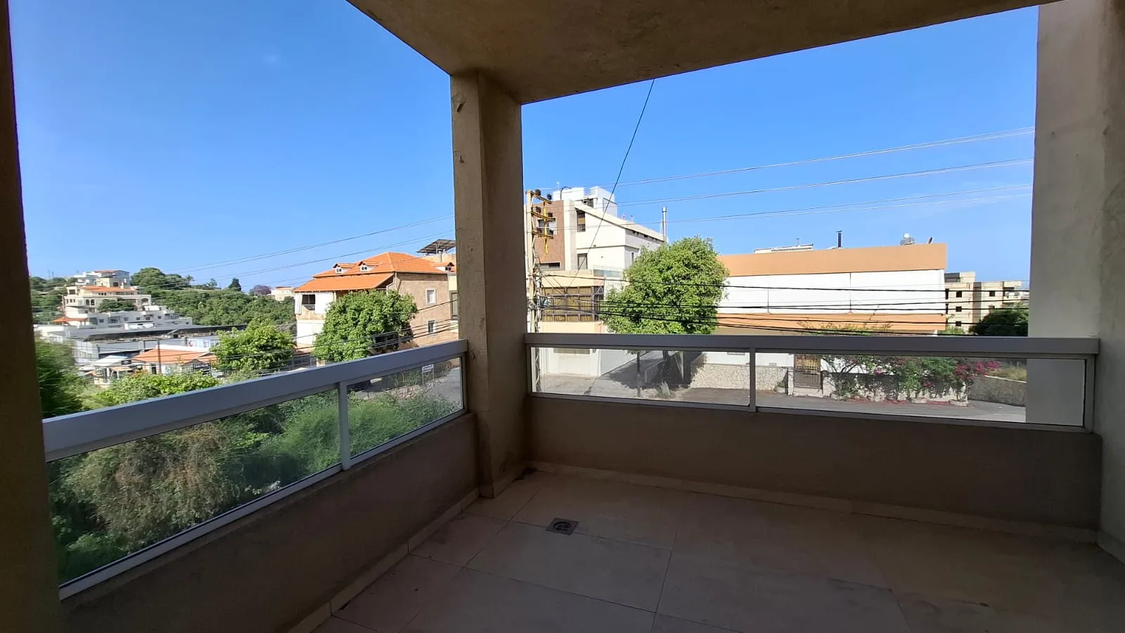 Apartment for Sale in Gharfine — الصورة 5