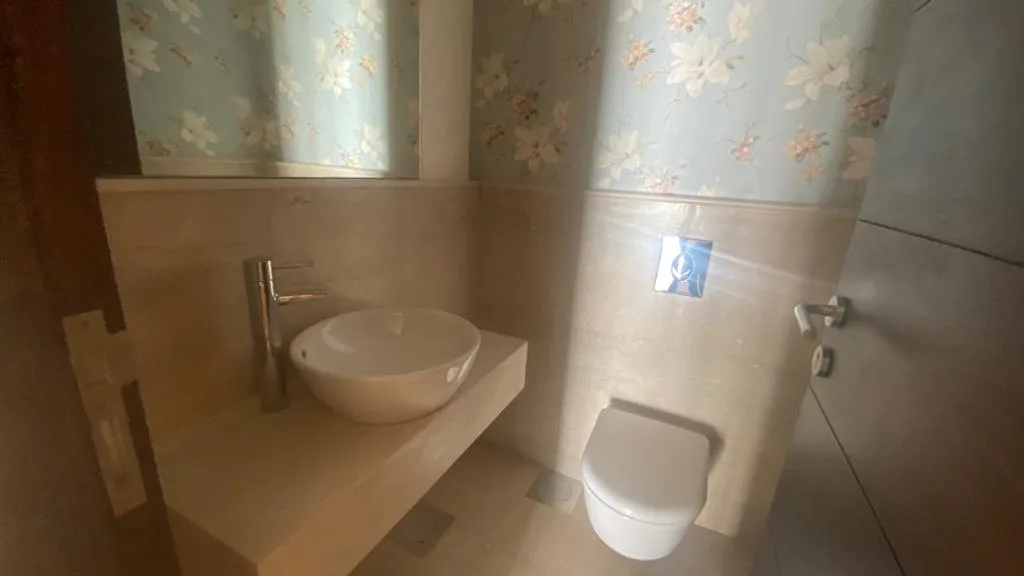 Apartment for Sale in Aatchane, Lebanon — الصورة 6