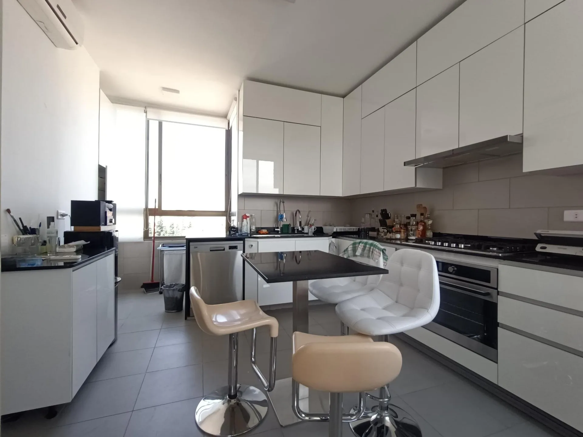 Apartment for Sale in Achrafieh, Beirut, Lebanon — الصورة 7