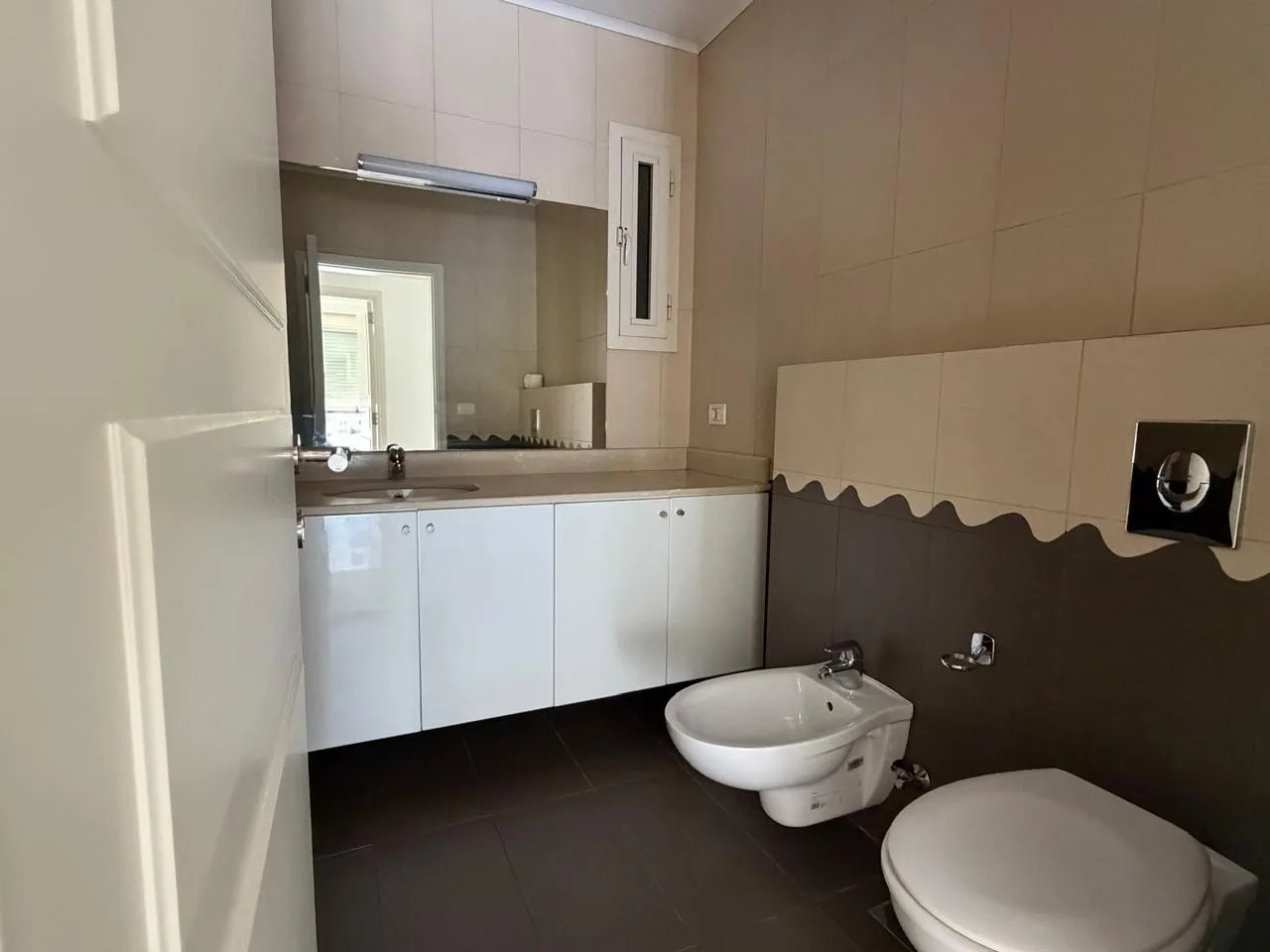 Apartment for Rent in Achrafieh — الصورة 10