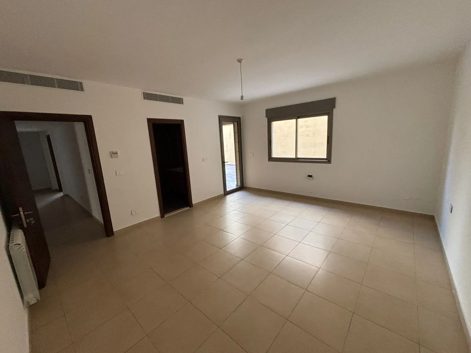 Apartment for Sale in Cornet Chahwan — الصورة 10