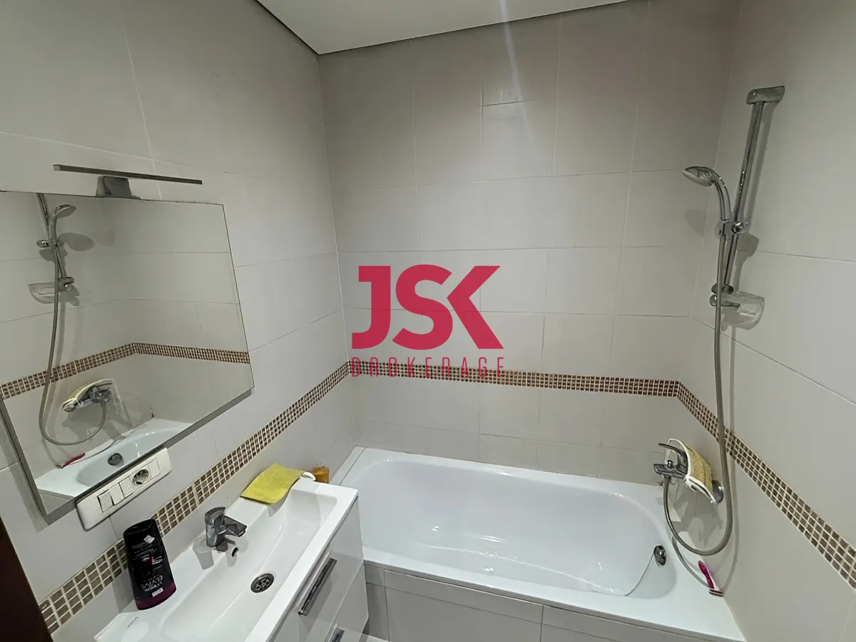 Apartment for Rent in Jdeideh, Lebanon — الصورة 15