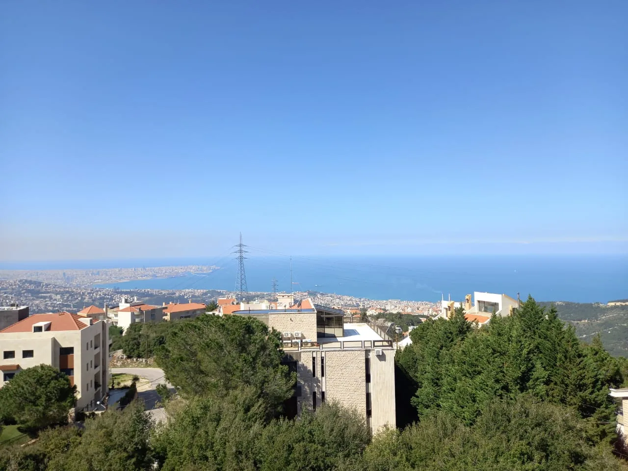 Duplex for Sale in Ballouneh, Lebanon — الصورة 2