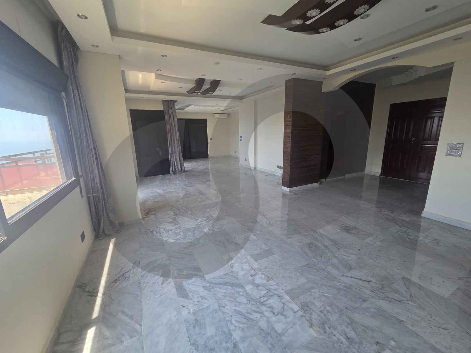 Full panoramic bay and mountain views/Kfarhbab/KESEROUAN — الصورة 2