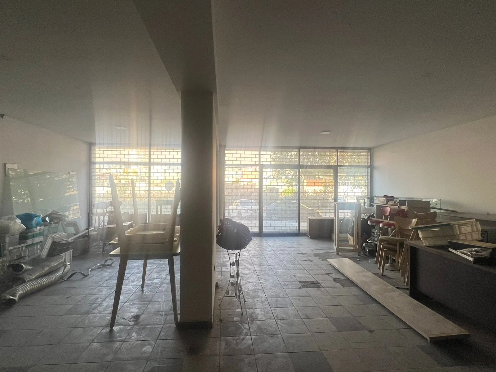 Commercial property for Rent in Corniche El Nahr, Beirut, Lebanon — photo 4