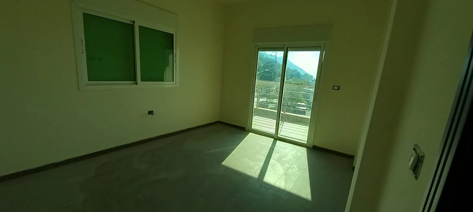 Apartment for Sale in Chnaneir, Lebanon — الصورة 7