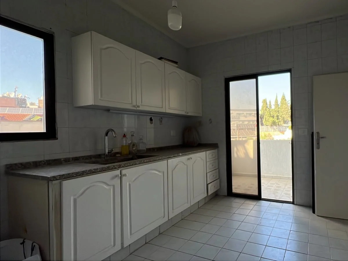 Apartment for Sale in Mansourieh — الصورة 5