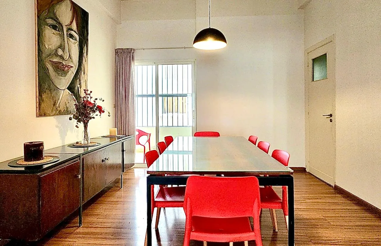 Apartment for Rent in Mar Mikhael, Beirut, Lebanon — الصورة 4