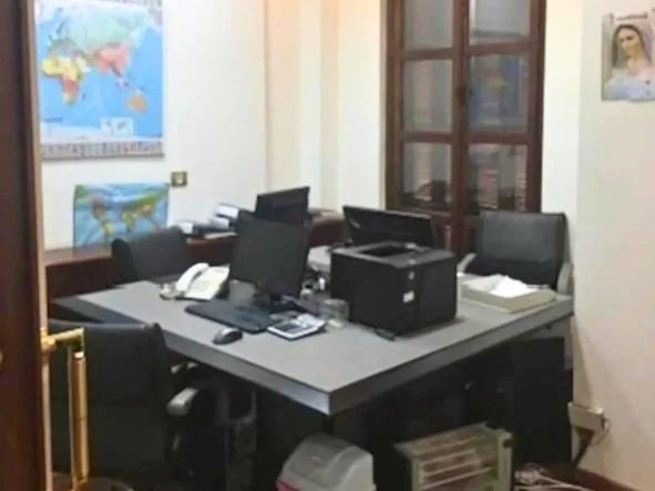 Office for sale in Downtown — الصورة 8