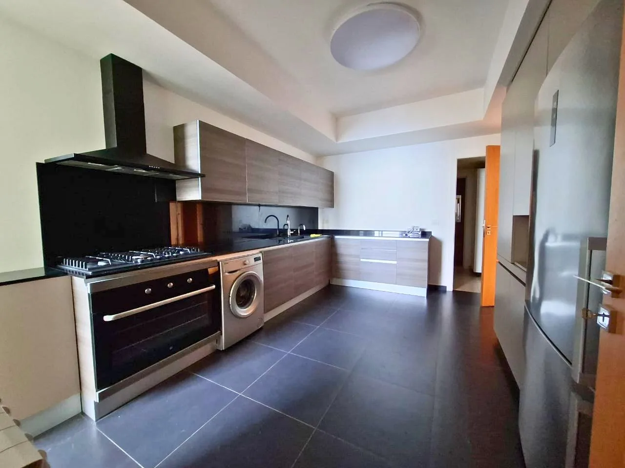 Apartment for Rent in Sahel Aalma, Lebanon — الصورة 3