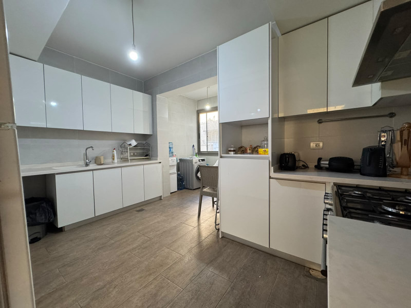 Apartment For Sale In Sakiet El Janzeer — photo 3