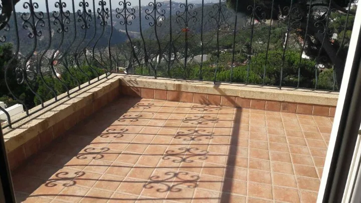 Villa for Sale in Broumana — الصورة 3