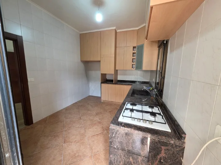 Apartment for Sale in Roumieh — الصورة 5