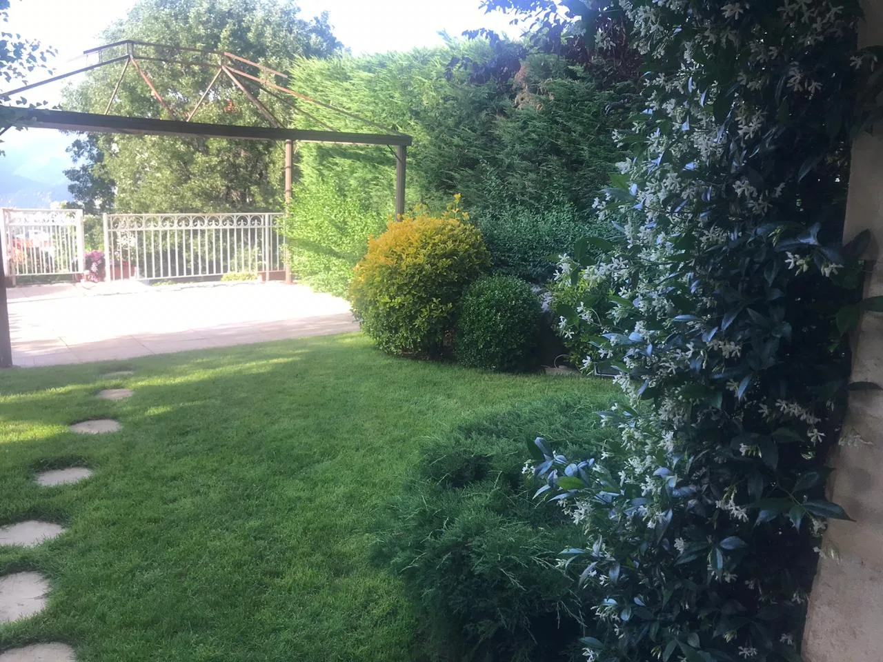 Villa for Sale in Bikfaya — الصورة 4