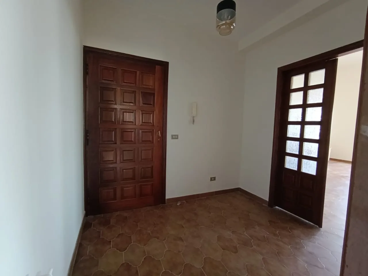 Apartment For Sale in Broumana — الصورة 3