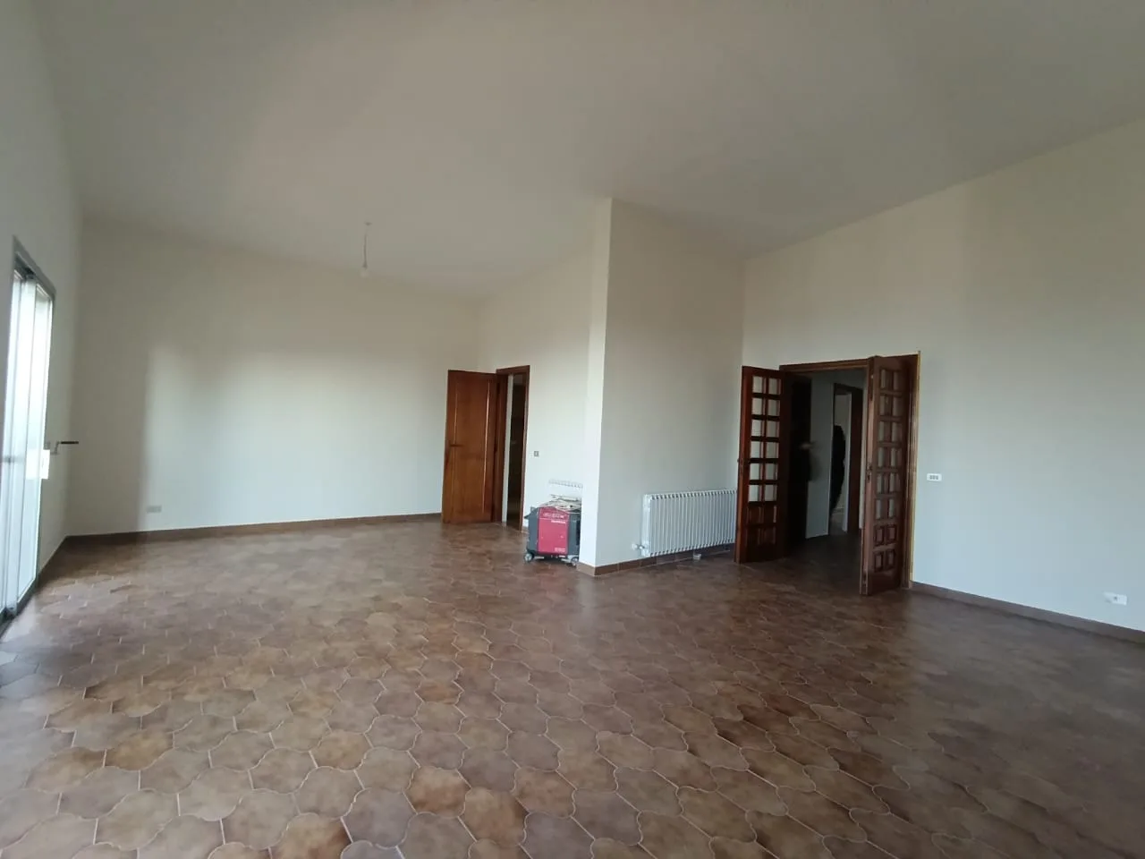 Apartment For Sale in Broumana — الصورة 4