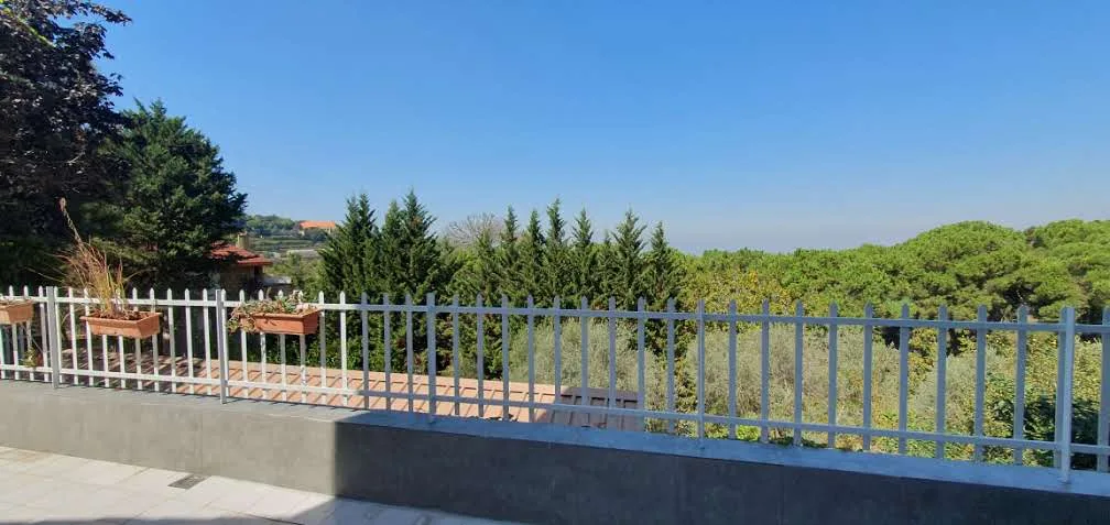 Furnished Mountain View Apartment For Rent in Broumana — الصورة 3