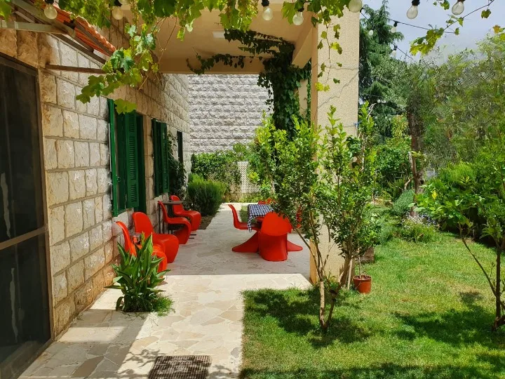 Furnished Apartment for Rent in Beit Mery — الصورة 3