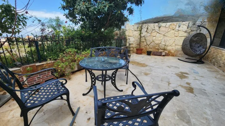 Apartment for Sale in Mansourieh — الصورة 2