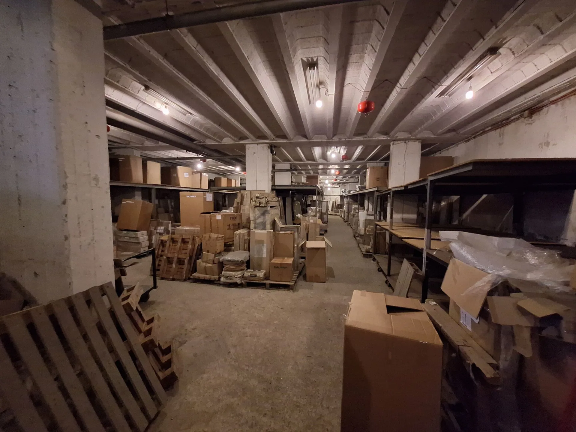 Warehouse for Rent or Sale in Mansourieh — الصورة 2