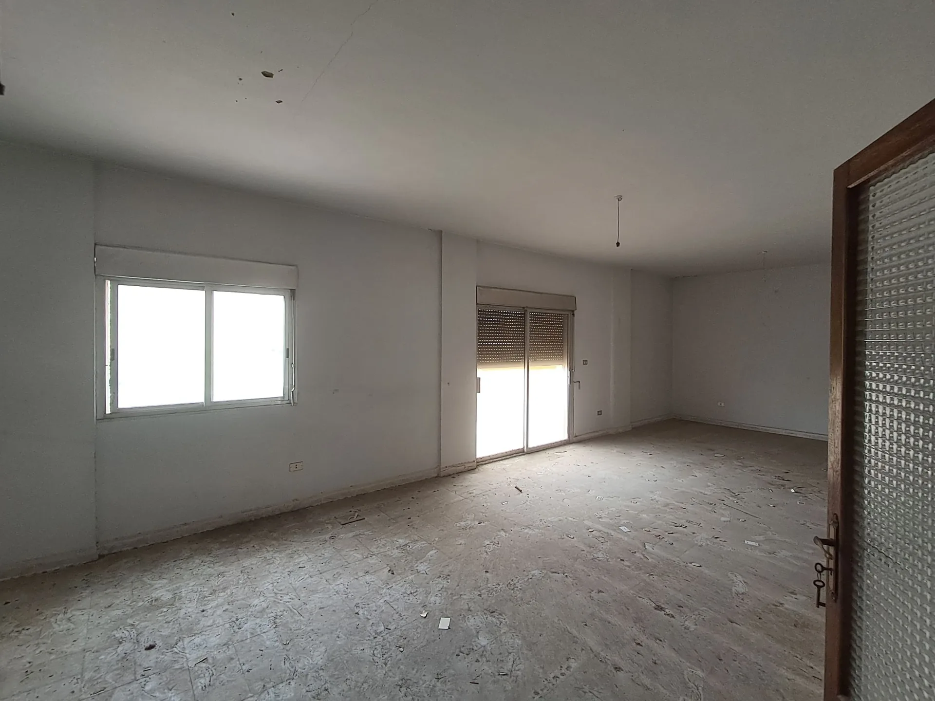 Spacious Apartment for Sale in Beit Mery — الصورة 2