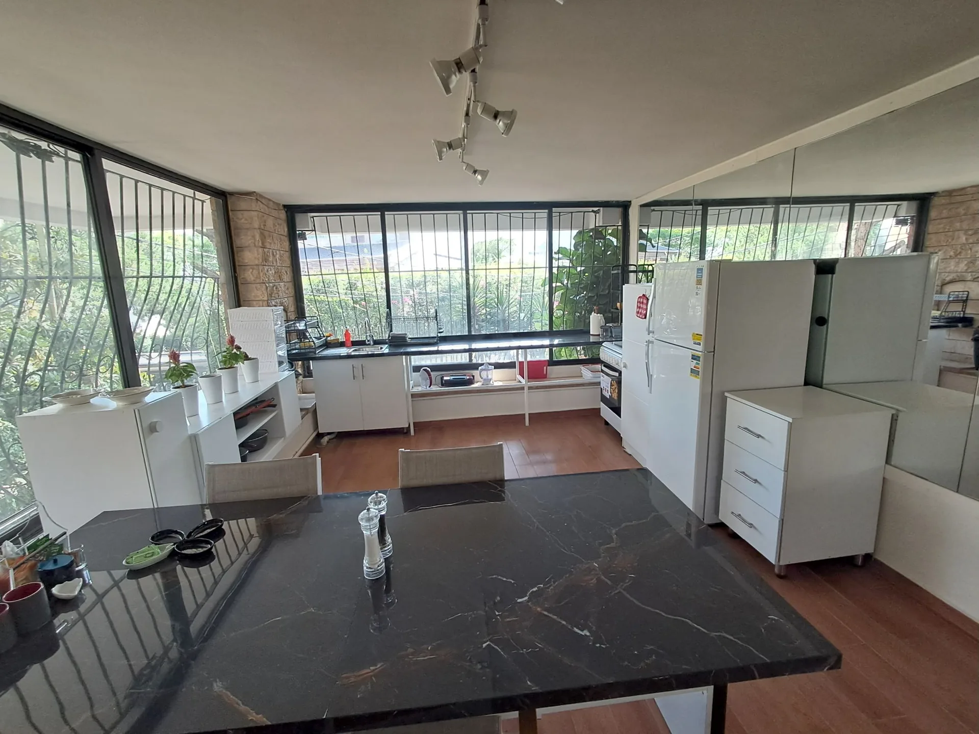 Furnished Apartment for Rent – Ain Saade — الصورة 4