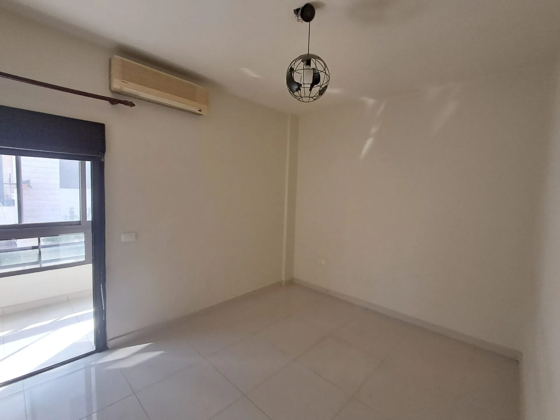 Apartment for Sale in Mansourieh — الصورة 5