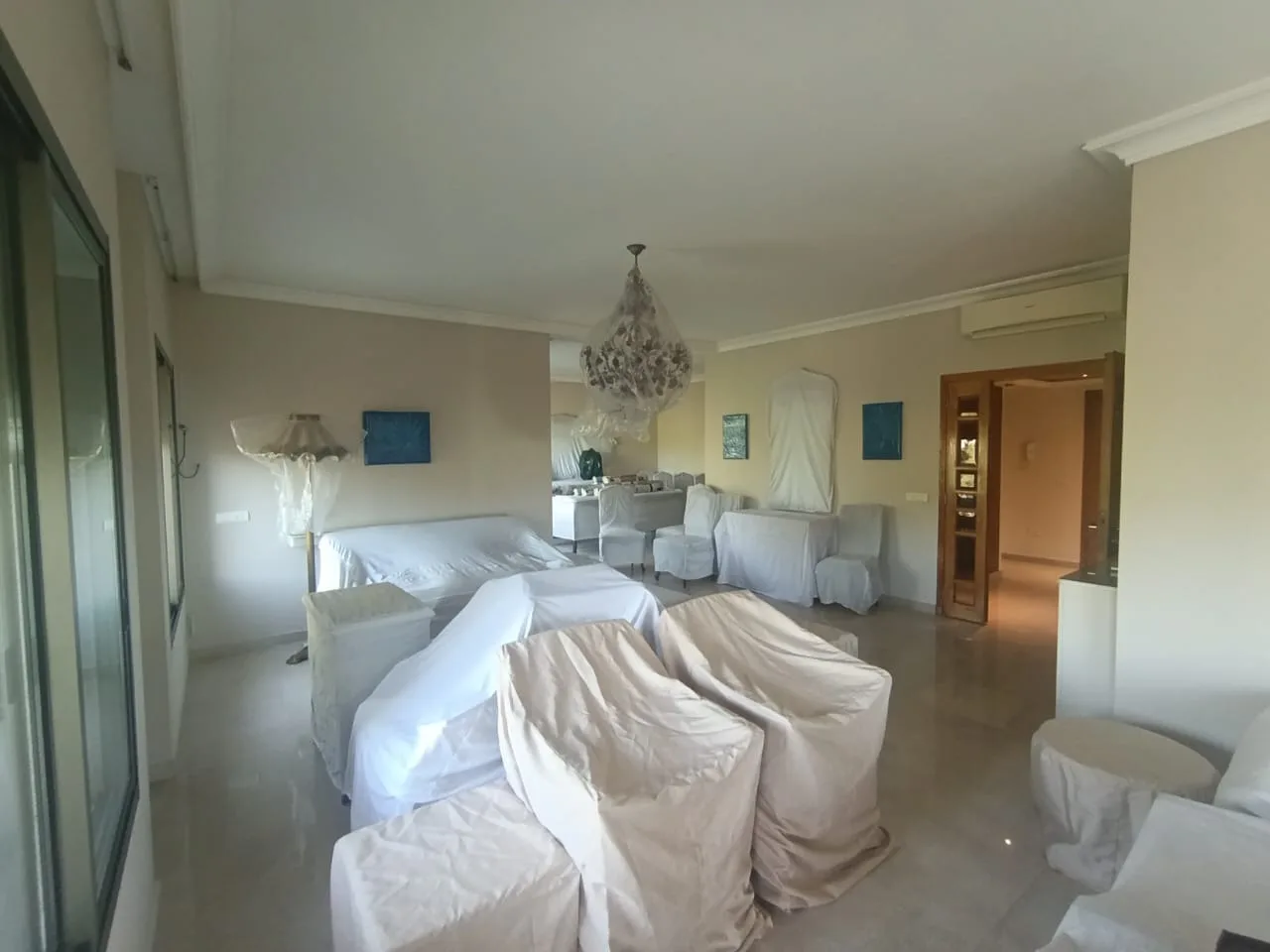 Apartment with Roof for Sale in Broumana — الصورة 3
