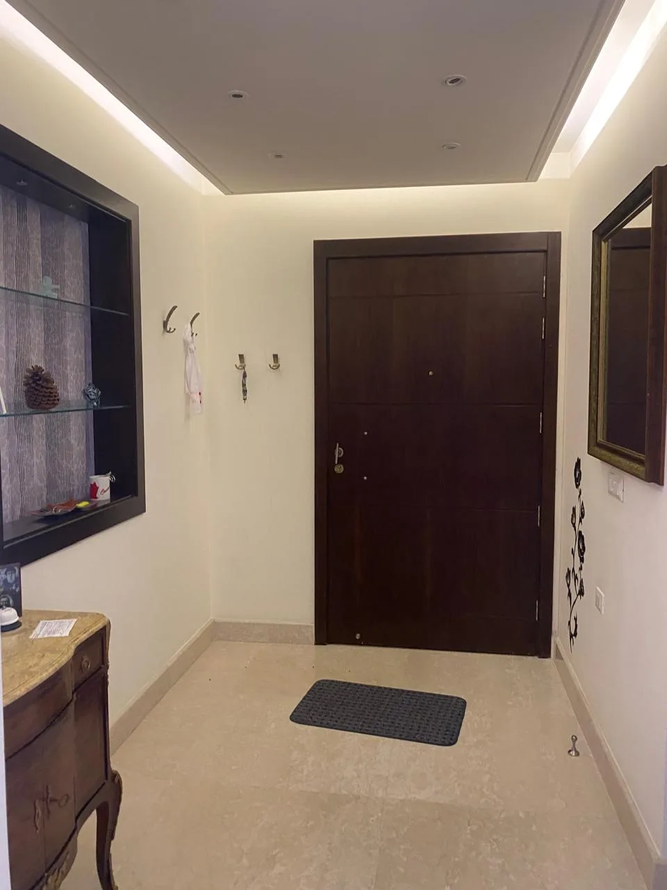 Furnished Apartment for Sale in Ain Saade — الصورة 3