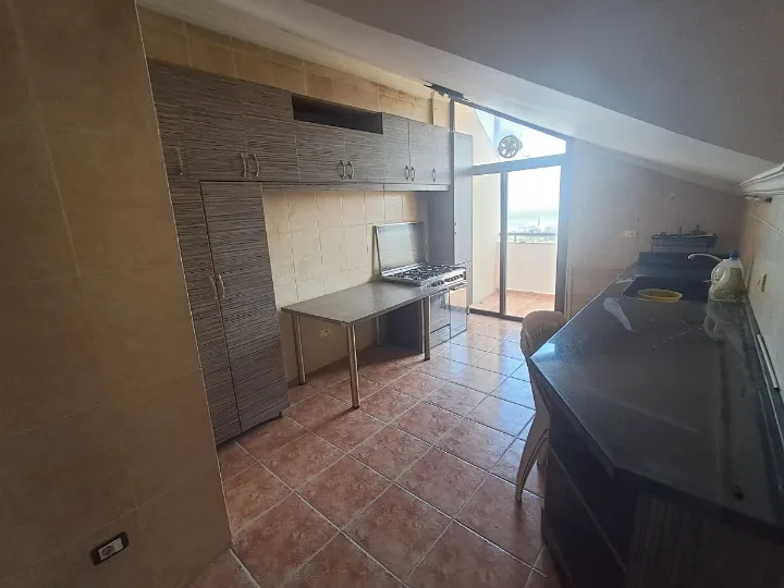 Roof Apartment for Rent in Mansourieh — الصورة 3