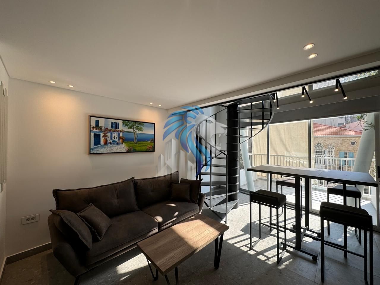 Duplex For Rent In Mar Mikhael — الصورة 2
