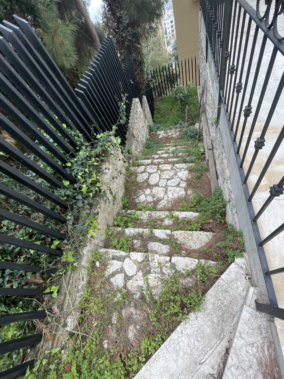 Brand new apartment located in a prime location in Dbayeh! — الصورة 1