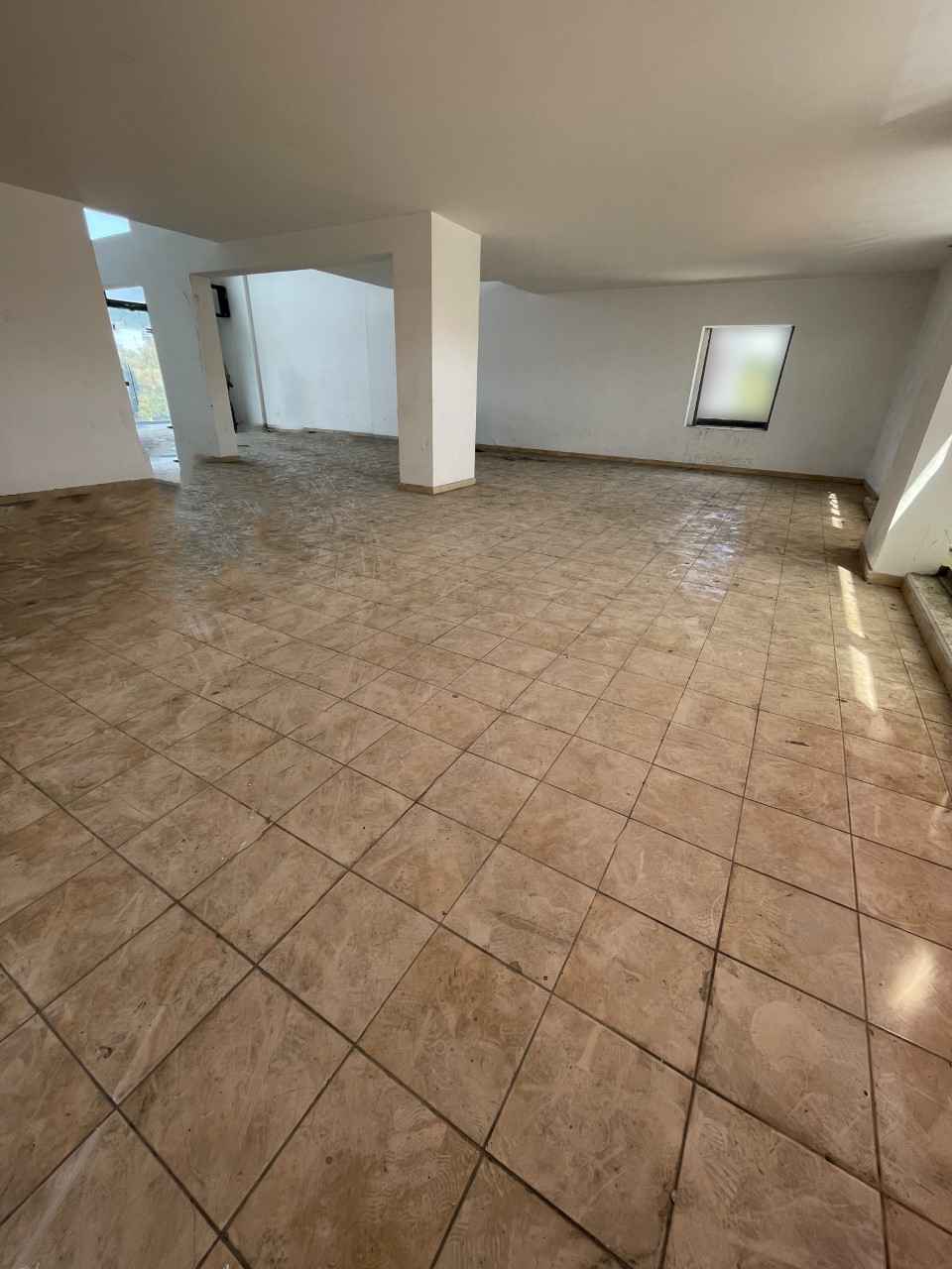 A Commercial space for rent on the highway in Dbayeh!