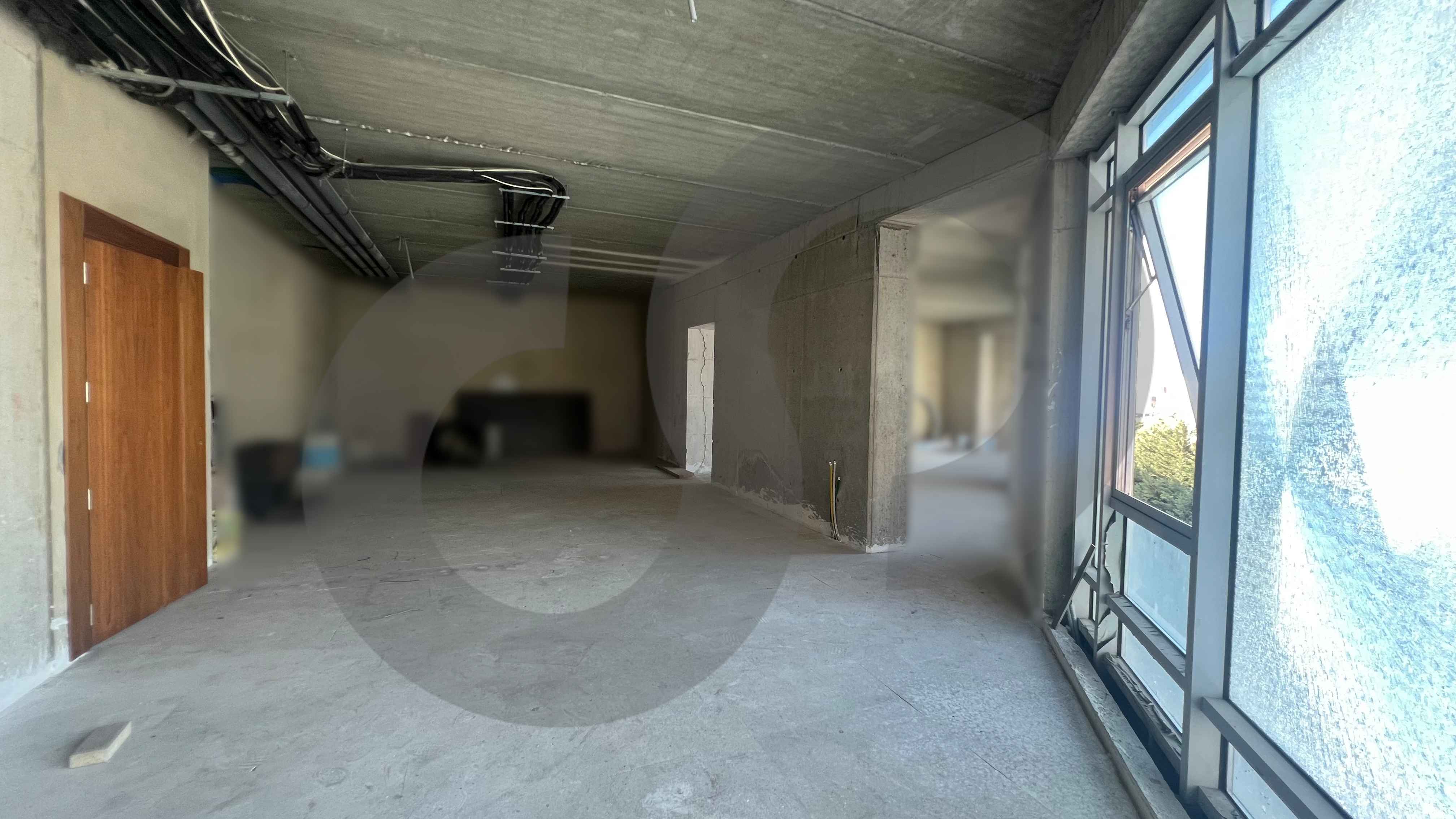 Spacious 140sqm Office/Dbaye / Parking available — الصورة 2