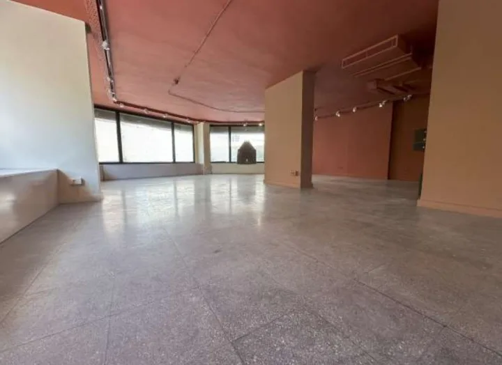 Showroom for Rent in Clemenceau — الصورة 4