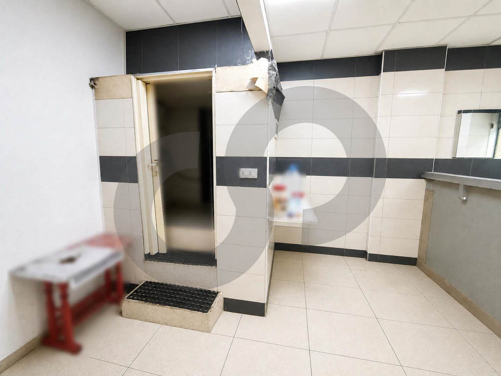 HOT DEAL, SHOP FOR SALE, NOWAYRI-BEIRUT — الصورة 2