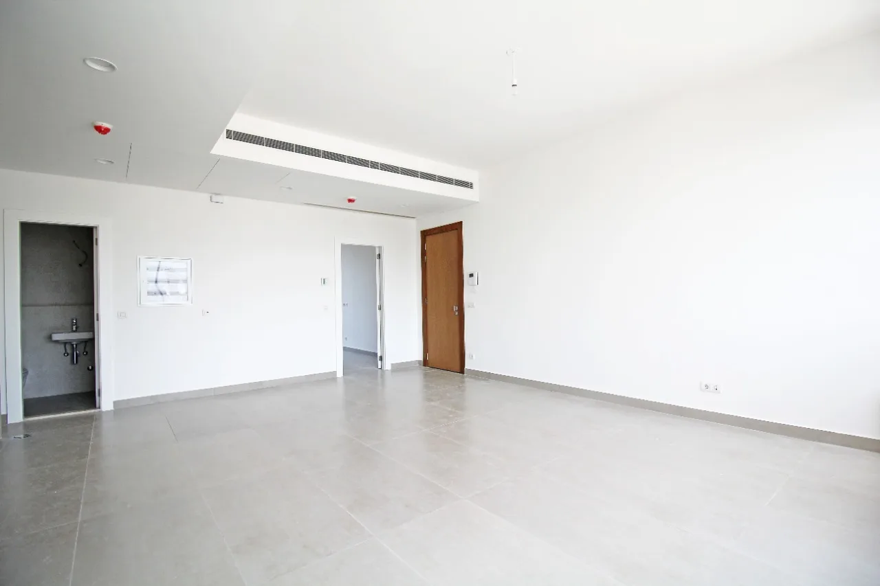 Apartment For Rent In Achrafieh — الصورة 3
