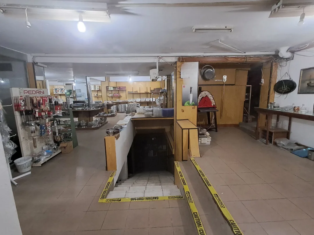 Prime Commercial Shop for Rent – Mar Mikhael, Achrafieh — الصورة 2