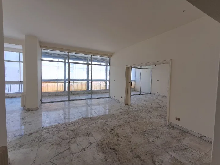 Luxurious Apartment for Sale – Verdun