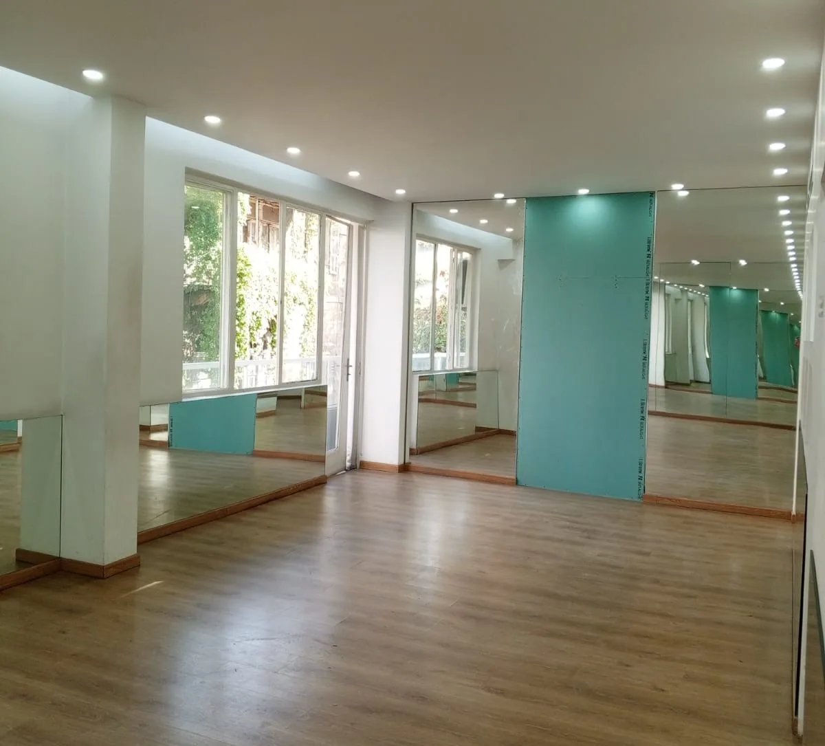 Office for Rent in Tabaris — photo 2