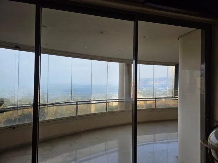 Apartment for Sale – Clemenceau, Beirut — الصورة 2
