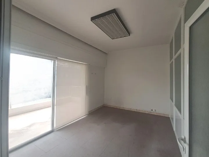 Apartment for Rent in Badaro — الصورة 3