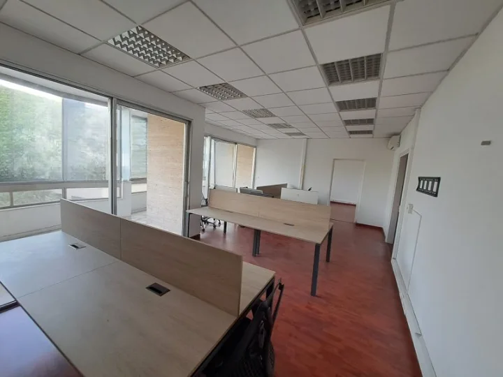 Furnished Office for Rent in Achrafieh — الصورة 2