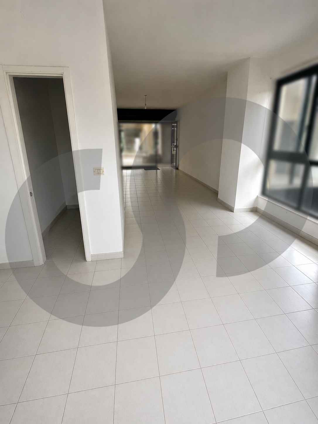 OFFICE/Prime location in the heart of Zalka,METN — الصورة 3