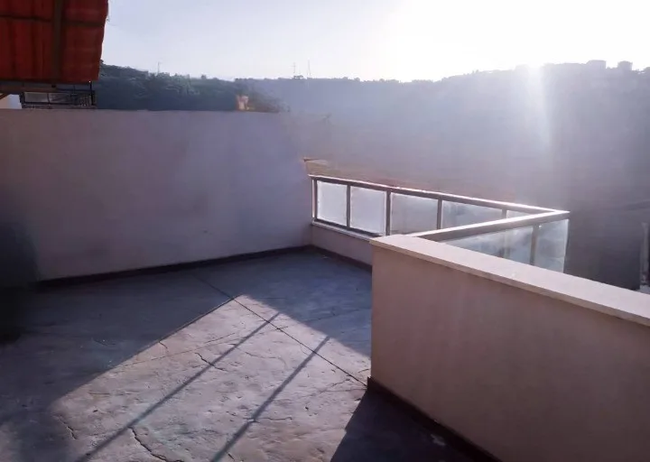 Roof Apartment for Rent – Mansourieh — الصورة 2