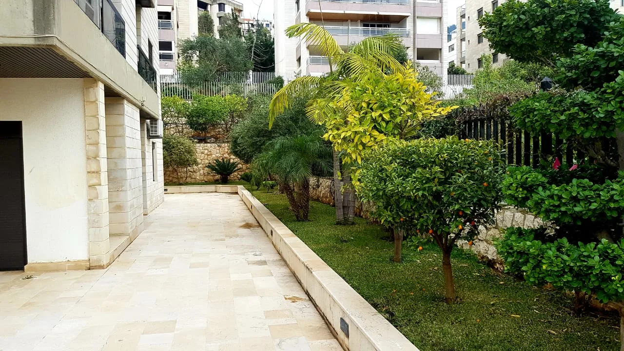 Apartment for Sale in Kfar Hbab, Lebanon — الصورة 10