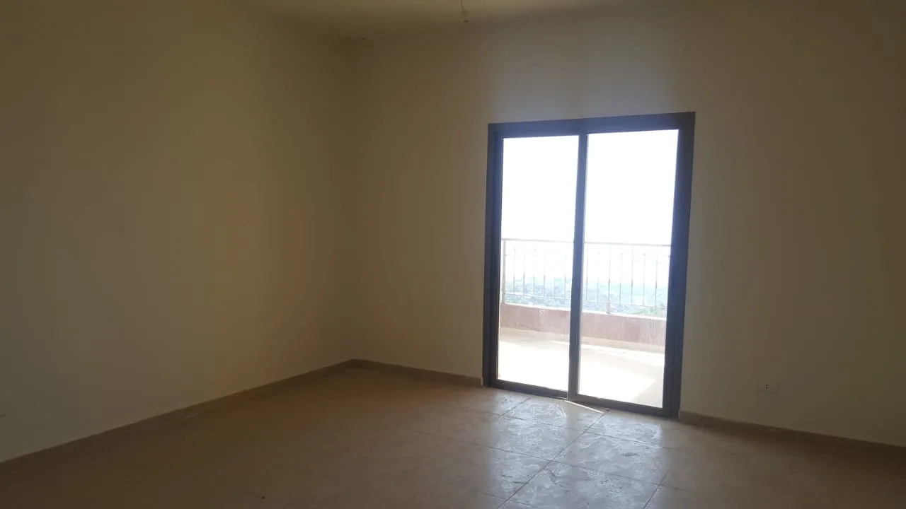 Chalet for sale in Aannaya — الصورة 2